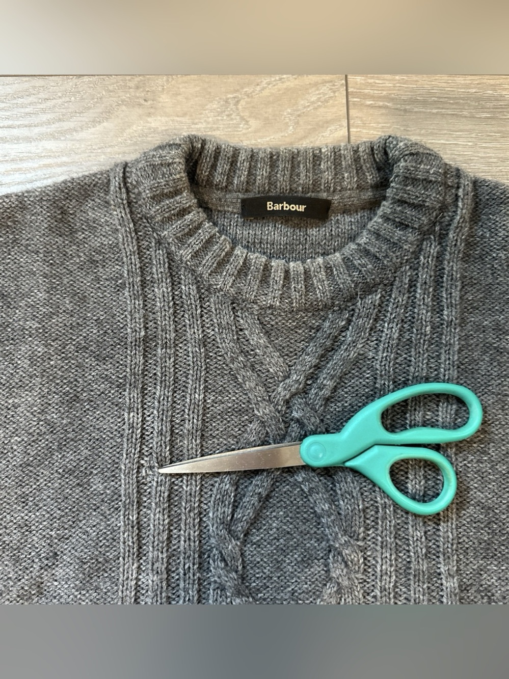 BARBOUR Men’s Size M Charcoal Grey Bedale Chunky Cable knit Sweater - Picture 5 of 11